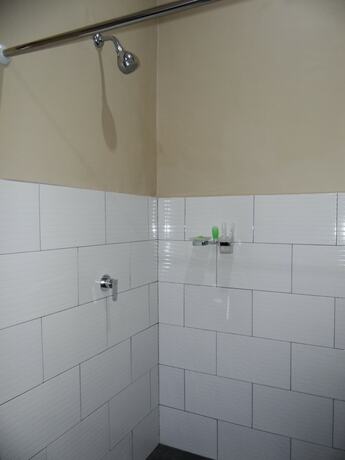 Imagen de la habitación del Hotel Artati Lombok Bungalows and Restaurant. Foto 18