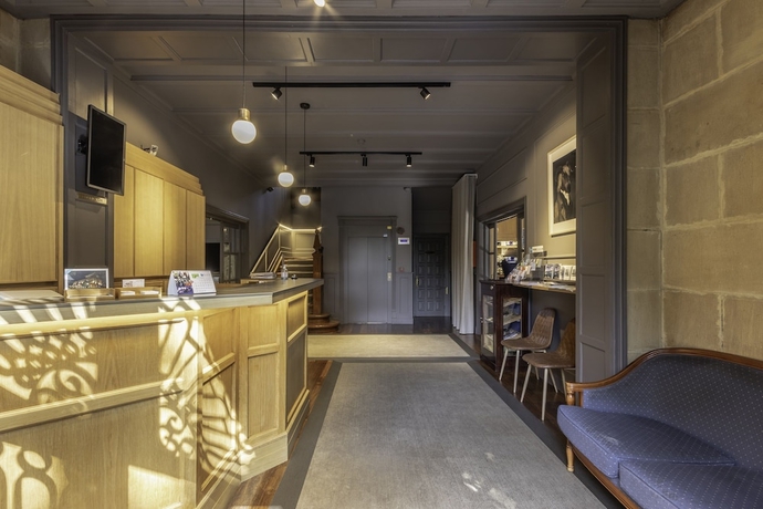 Imagen de los interiores del Hotel Artaza. Foto 18