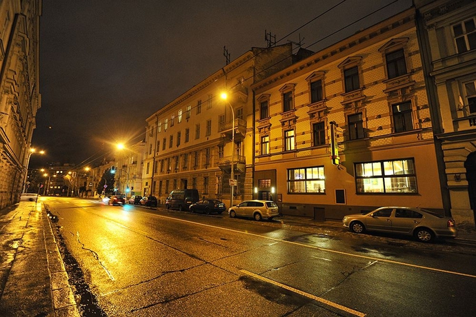 Imagen de los exteriores del Hotel Arte, Brno. Foto 16