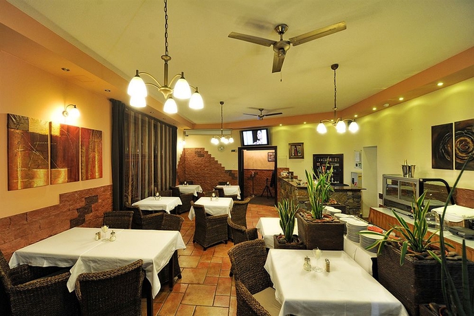 Imagen del bar/restaurante del Hotel Arte, Brno. Foto 3