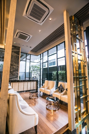 Imagen de los interiores del Hotel Arte Hotel. Foto 19