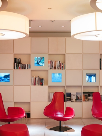 Imagen de los interiores del Hotel Arte Linz. Foto 18