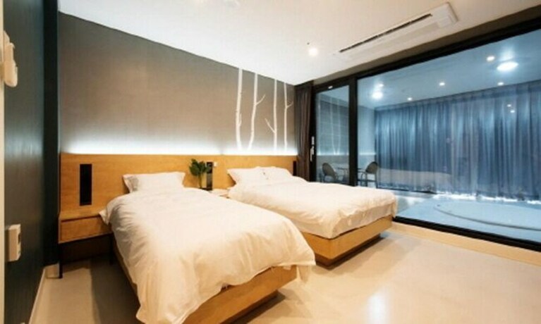 Imagen de la habitación del Hotel Arte Resort Spa and Pool Villa. Foto 11