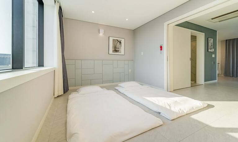 Imagen de la habitación del Hotel Arte Resort Spa and Pool Villa. Foto 14