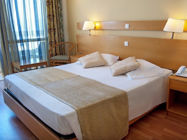 Imagen general del Hotel Arte, Rodas Town. Foto 2