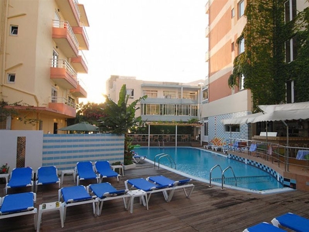 Imagen general del Hotel Arte, Rodas Town. Foto 11