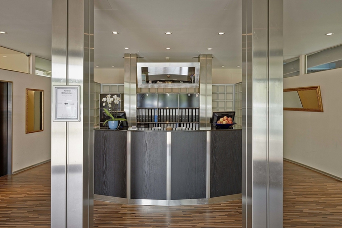 Imagen de los interiores del Hotel Arte Spreitenbach. Foto 16