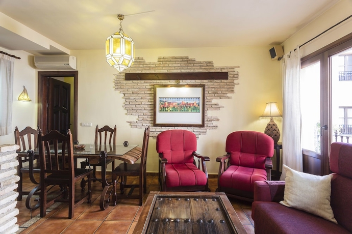 Imagen de la habitación del Hotel Arte Vida Suites y Spa. Foto 6