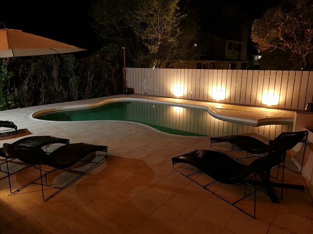 Imagen de la piscina del Hotel Arte del Rey. Foto 19