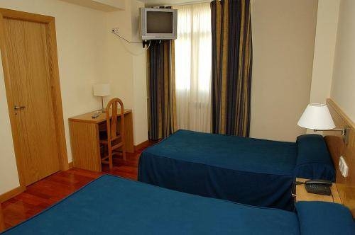 Imagen de la habitación del Hotel Arteixo. Foto 6