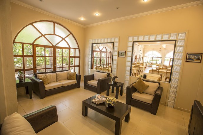 Imagen de los interiores del Hotel Arteka. Foto 19