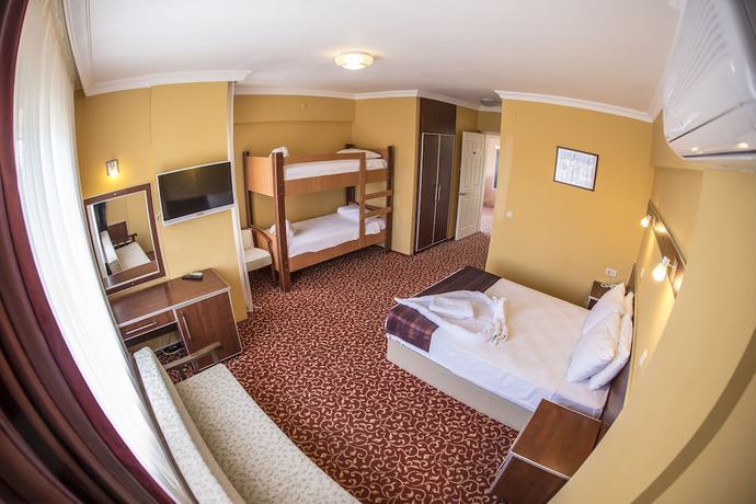 Imagen de la habitación del Hotel Arteka. Foto 9