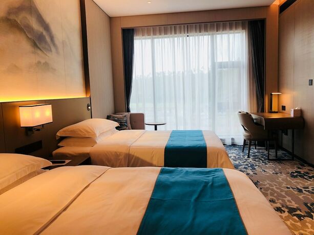 Imagen de la habitación del Hotel Artel Yunfu. Foto 16