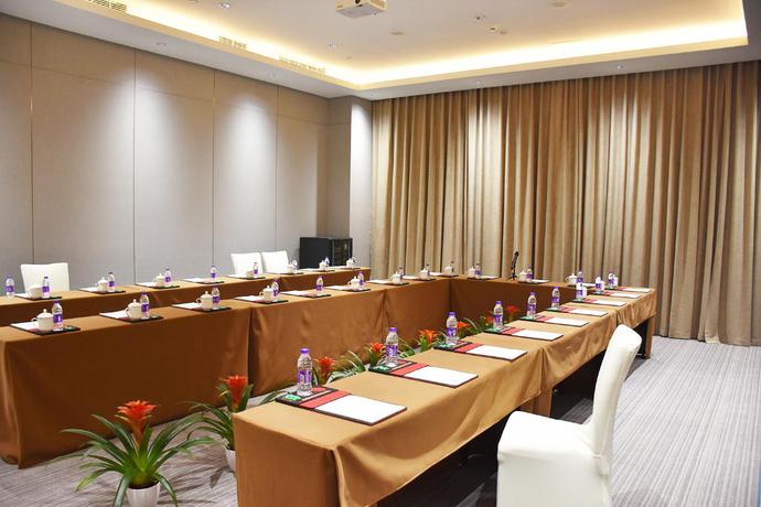 Imagen de los interiores del Hotel Artels Collection Lingang Shanghai. Foto 13