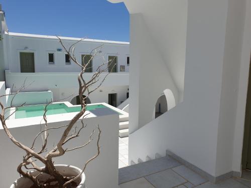 Imagen general del Hotel Artemis, Ant&iacute;paros Ciudad. Foto 5