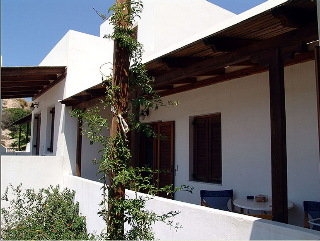 Imagen general del Hotel Artemis Bungalows, Milo. Foto 4