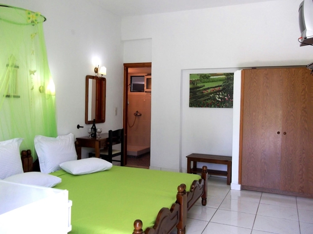 Imagen de la habitación del Hotel Artemis Bungalows, Skopelos. Foto 15