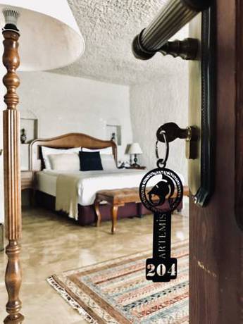 Imagen de la habitación del Hotel Artemis Cave Suites. Foto 6