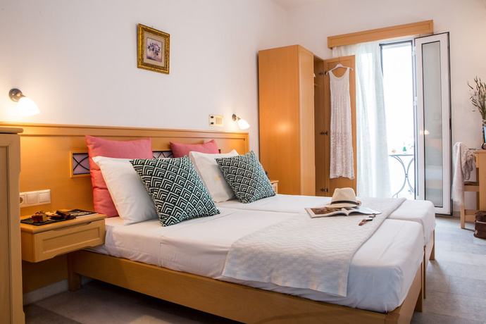 Imagen de la habitación del Hotel Artemis, Naxos. Foto 17