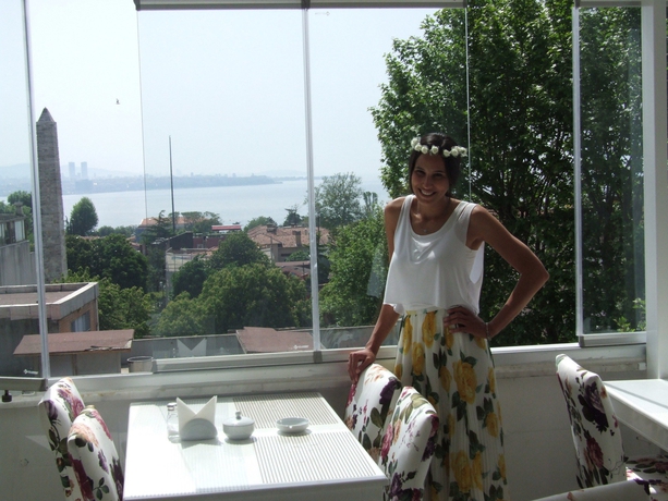 Imagen del bar/restaurante del Hotel Artemis Old City. Foto 3