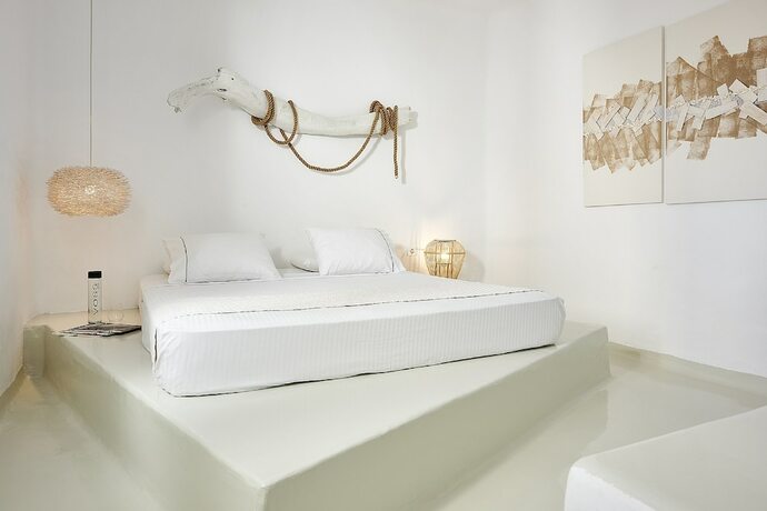 Imagen de la habitación del Hotel Artemis Seaside Resort. Foto 15