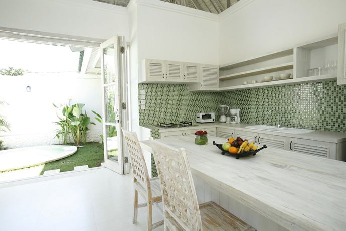 Imagen de los interiores del Hotel Artemis Villa and. Foto 15