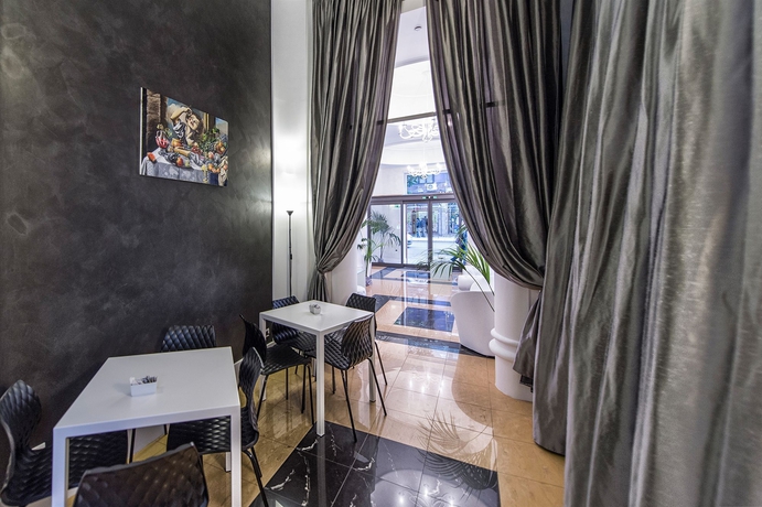 Imagen de los interiores del Hotel Artemisia Palace. Foto 16