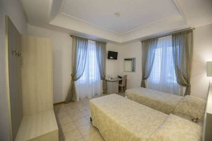 Imagen de la habitación del Hotel Artemisia Palace. Foto 14