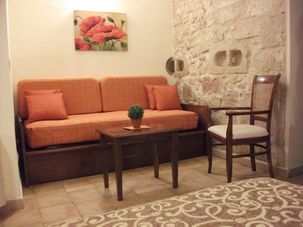 Imagen de los interiores del Hotel Artemisia Resort. Foto 10