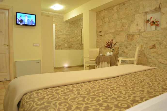 Imagen de la habitación del Hotel Artemisia Resort. Foto 8