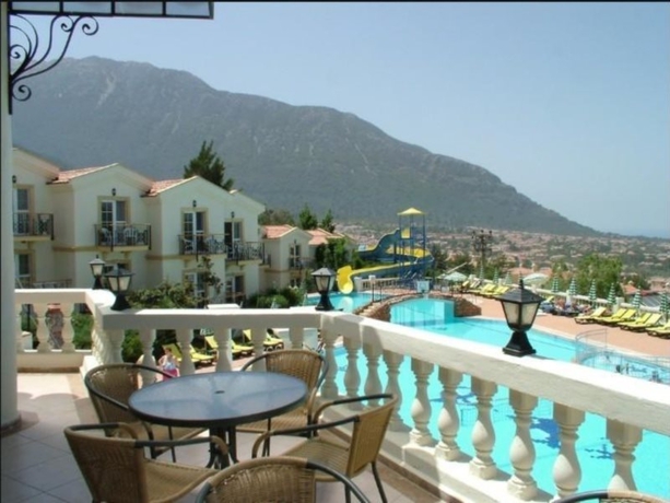 Imagen general del Hotel Artemisia Royal Park. Foto 3