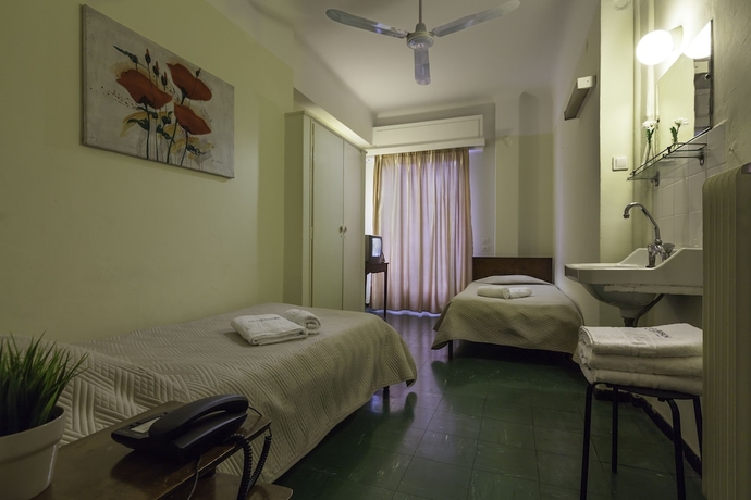 Imagen de la habitación del Hotel Artemision. Foto 6