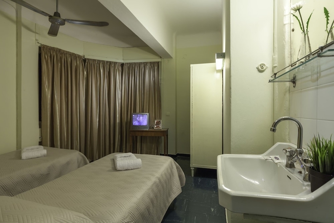 Imagen de la habitación del Hotel Artemision. Foto 12