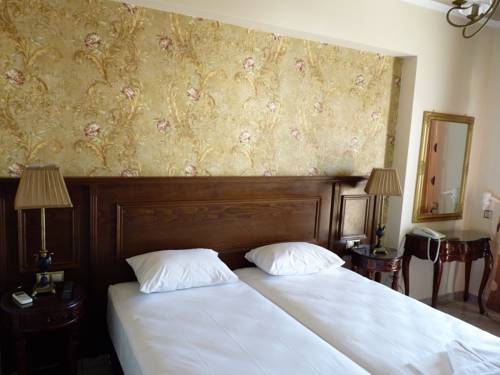 Imagen de la habitación del Hotel Artemision, Loutra Edipsou. Foto 6