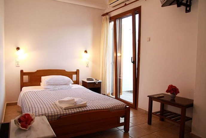 Imagen de la habitación del Hotel Artemon. Foto 6