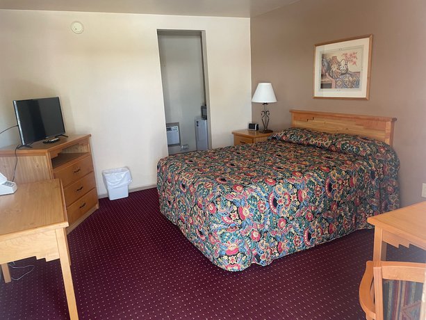 Imagen de la habitación del Hotel Artesia Inn. Foto 5