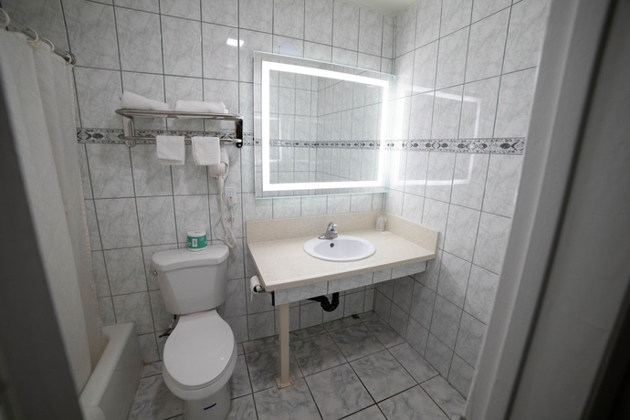 Imagen de la habitación del Hotel Artesia Motor Inn. Foto 15