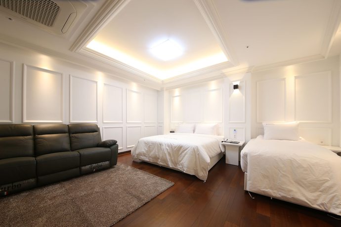 Imagen de la habitación del Hotel Artheim. Foto 8