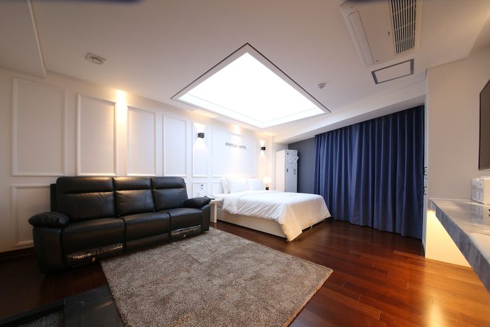 Imagen de la habitación del Hotel Artheim. Foto 10