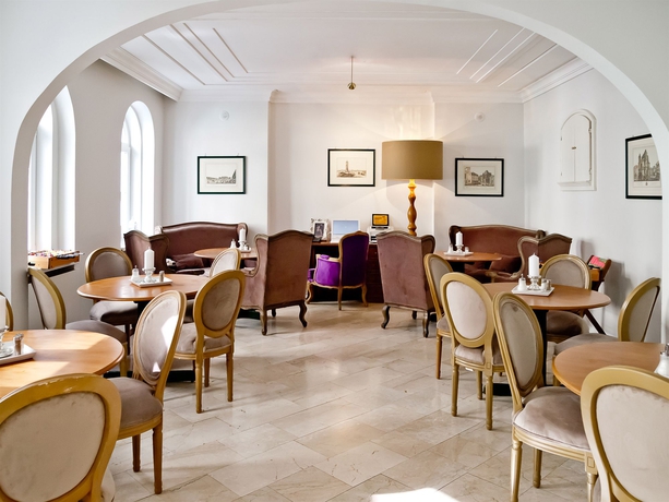 Imagen del bar/restaurante del Hotel Arthotel ANA Adlon Vienna. Foto 2