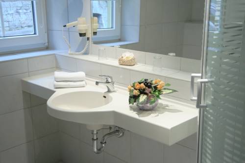 Imagen de la habitación del Hotel Arthotel Ana Goggl. Foto 16