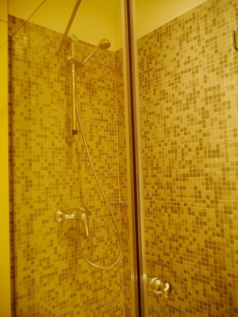 Imagen de la habitación del Hotel Arthotel Ana Hafencity. Foto 2