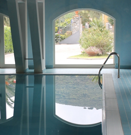 Imagen de la piscina del Hotel Arthotel Gabbiano Azzurro due. Foto 12