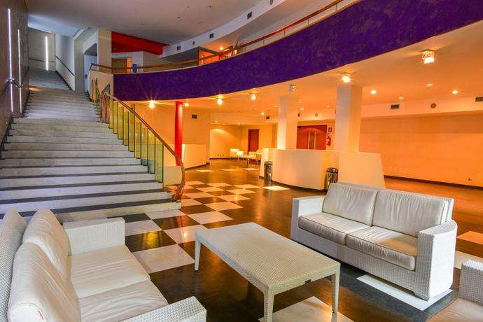 Imagen de los interiores del Hotel Arthotel and Park Lecce. Foto 14