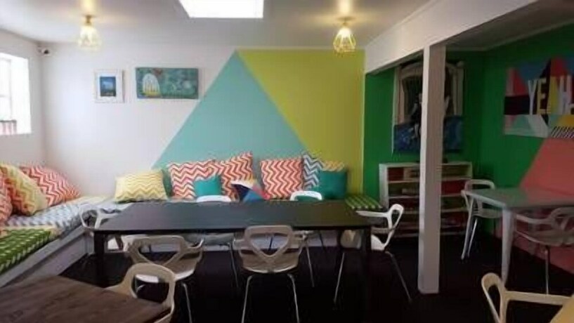 Imagen del bar/restaurante del Hotel Arthouse Accommodation Boutique Backpackers. Foto 2
