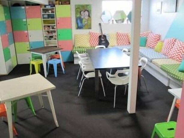 Imagen del bar/restaurante del Hotel Arthouse Accommodation Boutique Backpackers. Foto 3