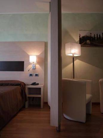 Imagen de la habitación del Hotel Arthur, Solignano Nuovo. Foto 3