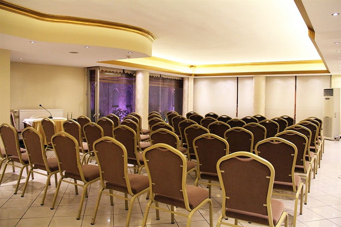 Imagen de los interiores del Hotel Artic. Foto 5