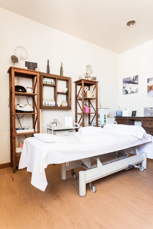 Imagen de los interiores del Hotel Artiem Capri. Foto 10