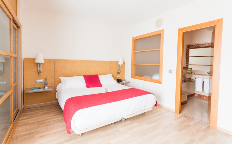 Imagen de la habitación del Hotel Artiem Capri. Foto 4